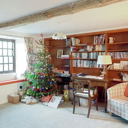 Holiday home Smithy House *